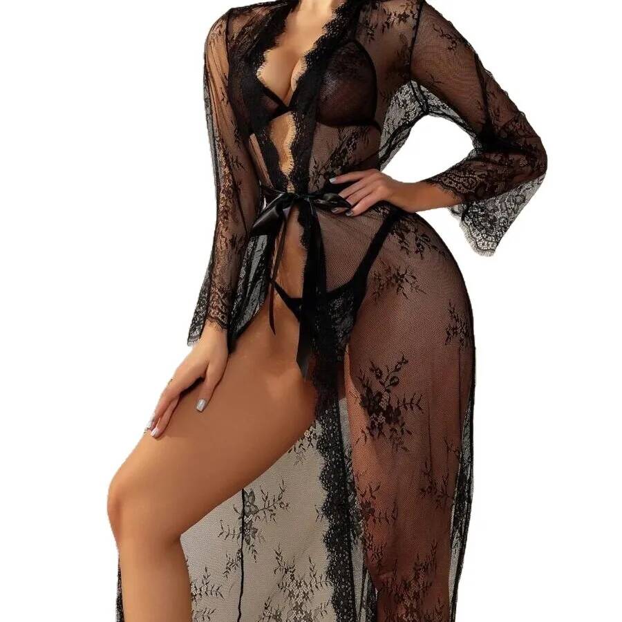 Kimono Sheer Floral - Bata larga transparente de encaje negro