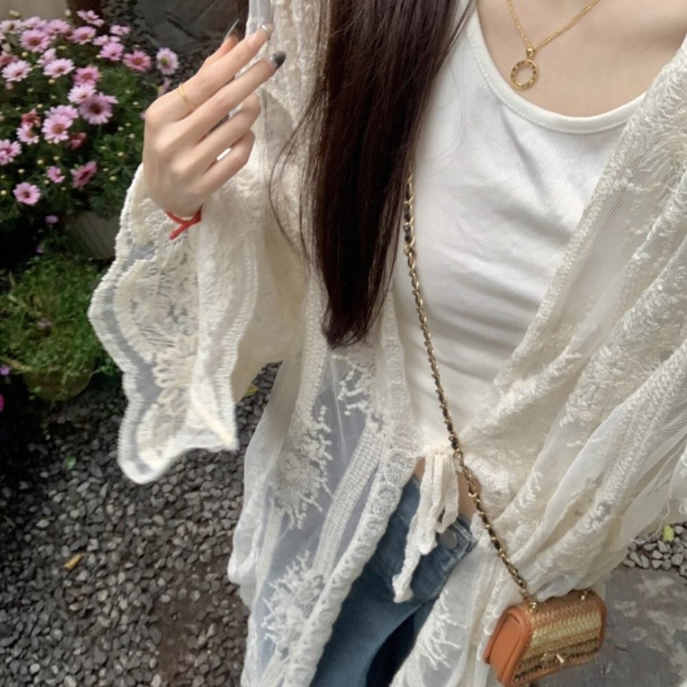 Blusa Ligera con Cordones y Bo - Kimono Sheer Floral reseña y precio